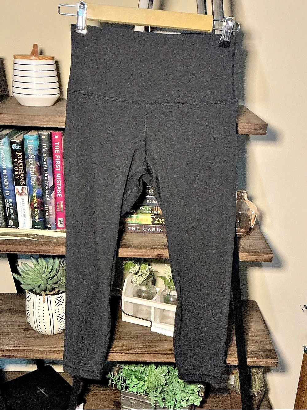 lululemon Align High-Rise Crop Black Leggings Size 6